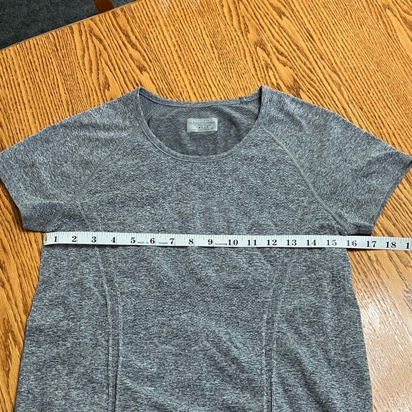 Athleta Heather Gray Short Sleeve Tee - Picture 3 of 6